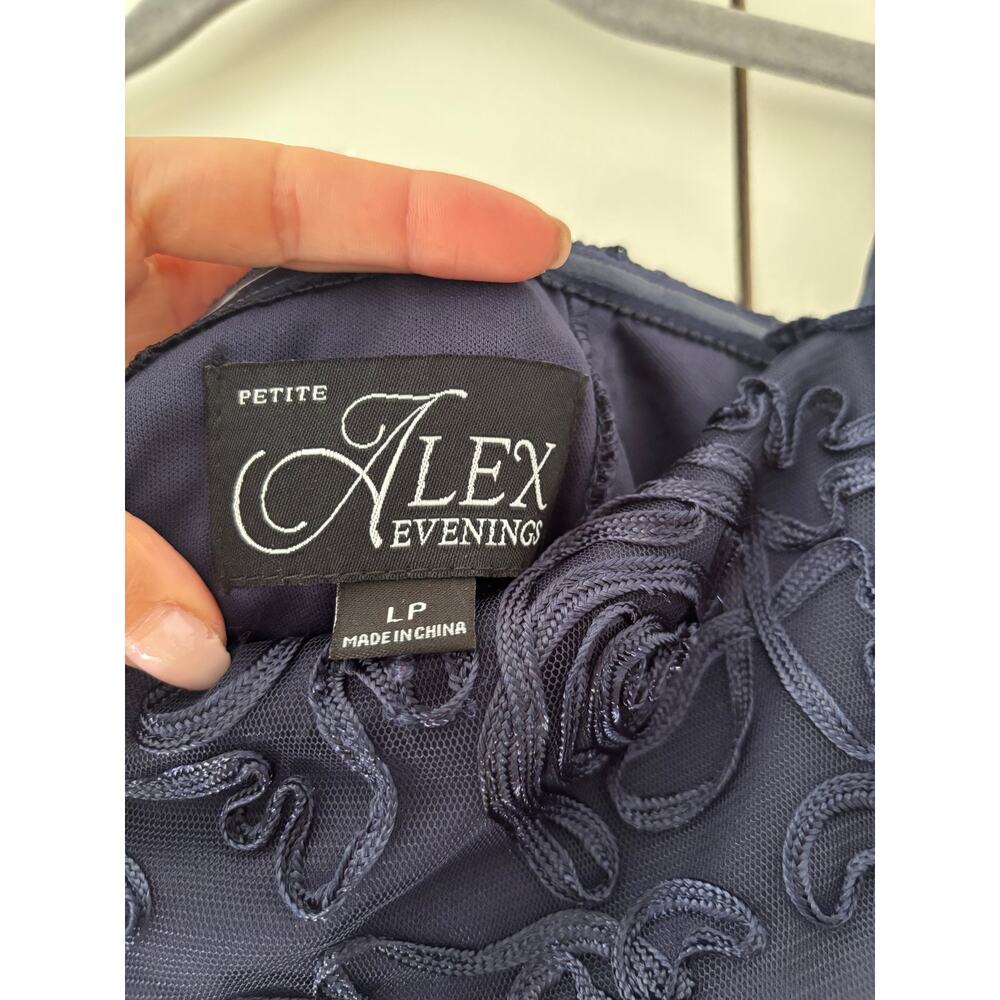 Alex Evenings Navy Lace Off-Shoulder Petite Blouse LP - Picture 5 of 9